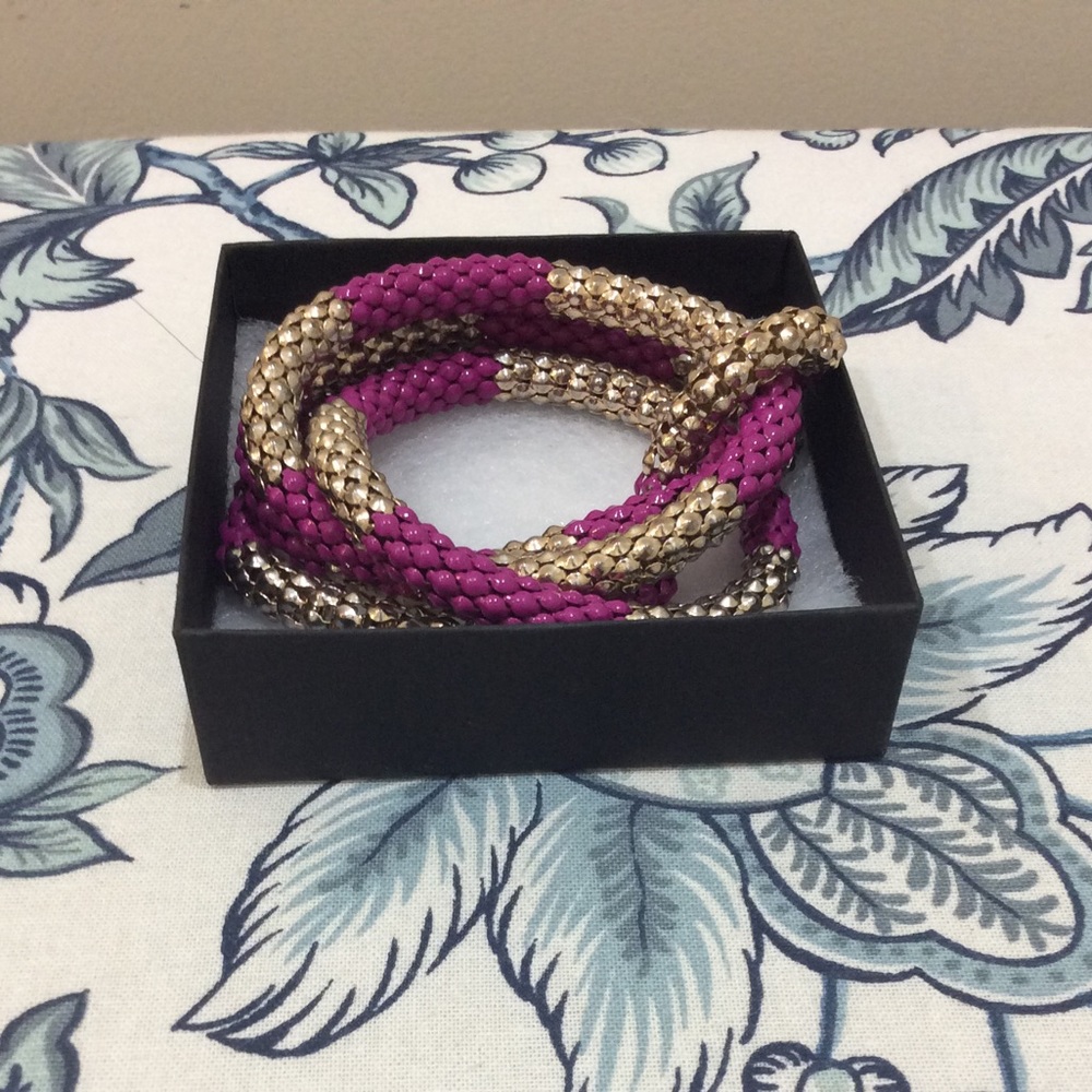 Metal bracelet